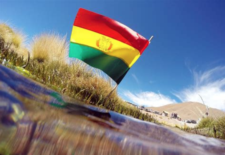 Captura de Pantalla 2025-09-04 a la(s) 2.16.11 p. m. Bolivia, vientos de cola