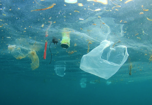 El plástico seguirá contaminando